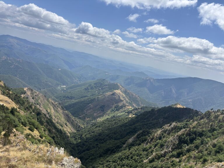 Tour de la Lozère en Gravel – 414 km de cailloux, de rires et de sueur 🚴‍♂️🚴‍♂️🚴‍♂️🚴‍♂️